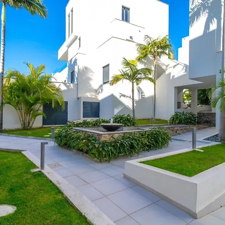Royal Palm Luxe By Casasol Apartment